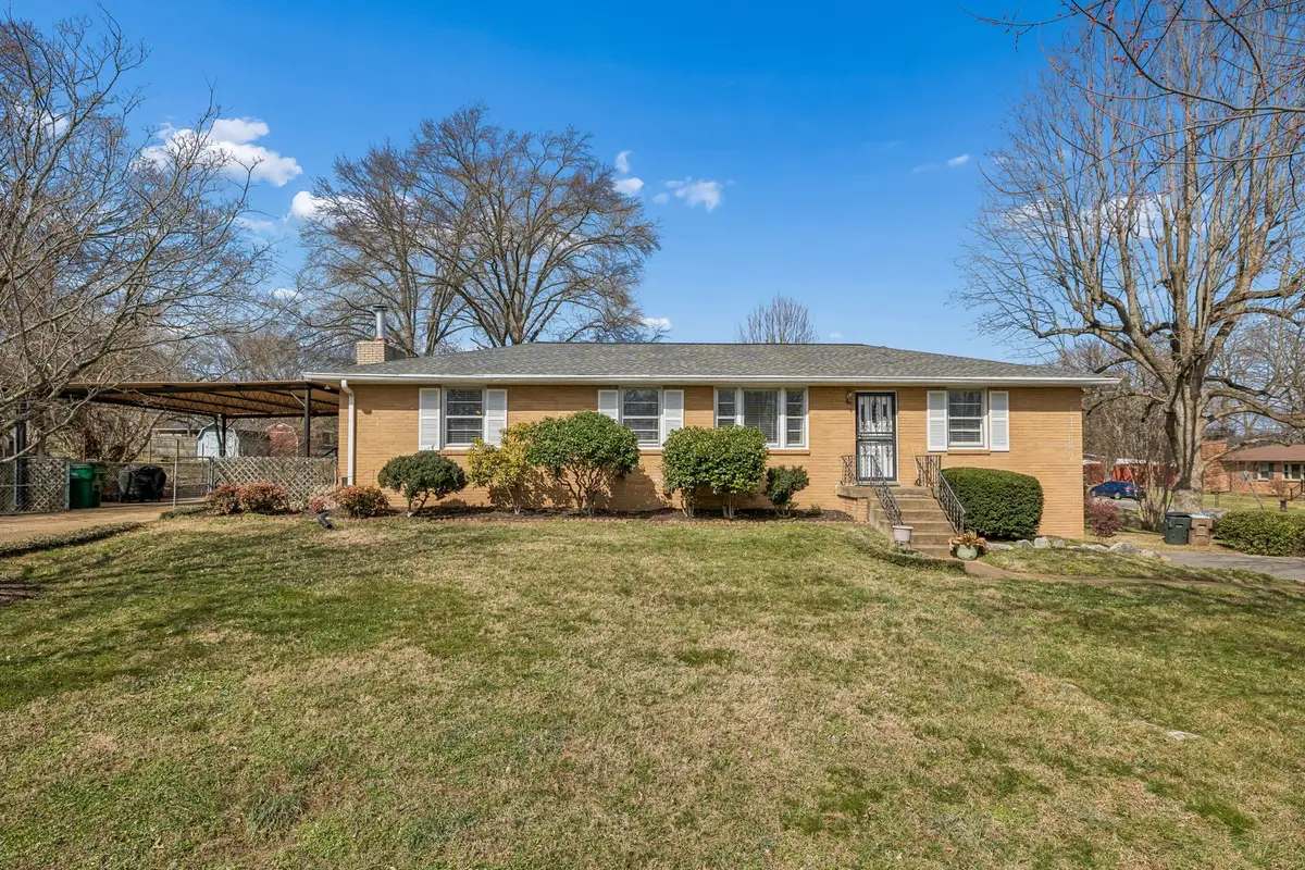 4917 Aquatic Rd, Nashville, TN 37211 - #1