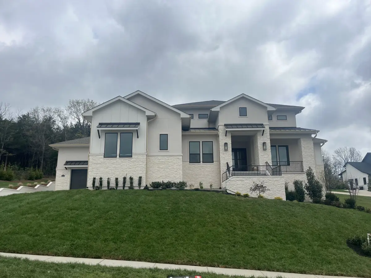 6066 Lookaway Cir, Franklin, TN 37067 - #1