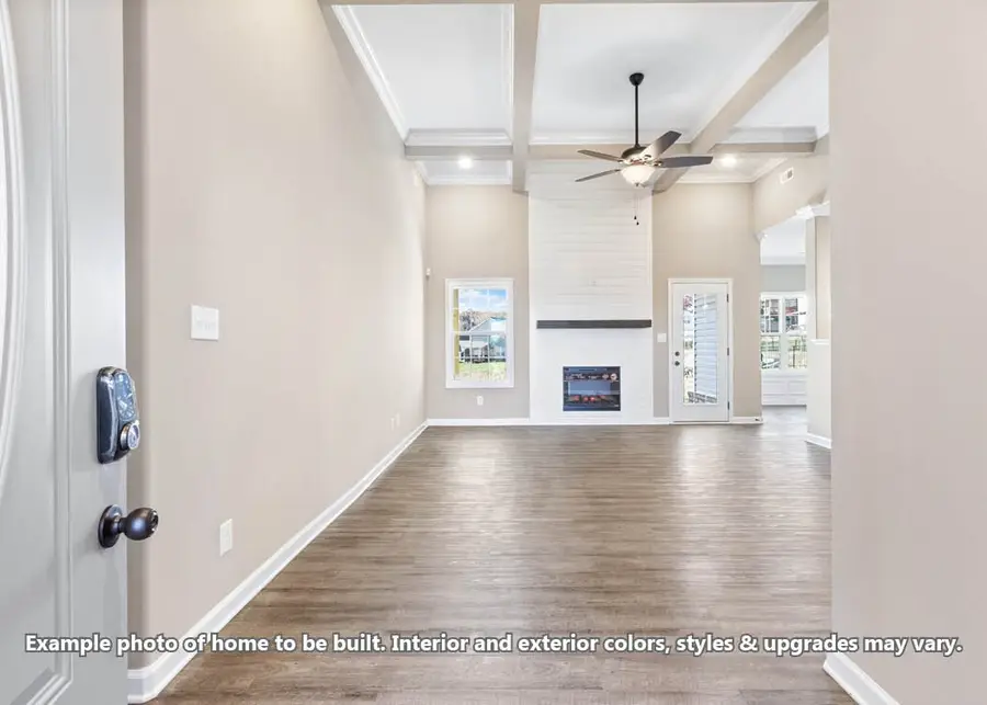 649 Woodrush Dr, Clarksville, TN 37040 - #2