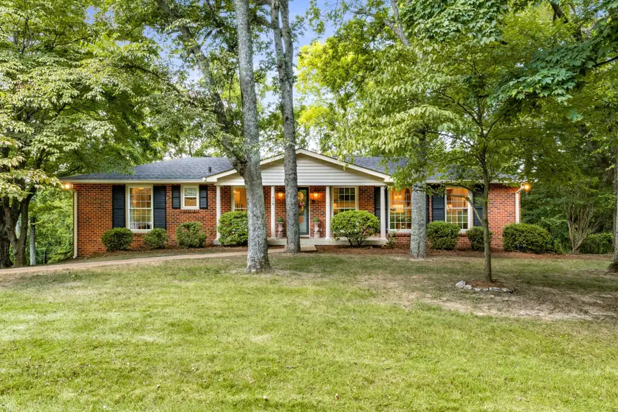 518 Woodhurst Dr, Nashville, TN 37220 - #2