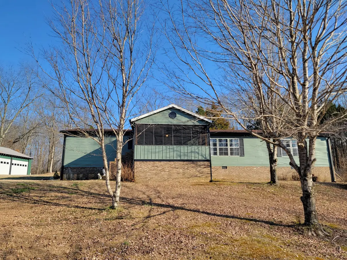 220 Carmak Adkins Ln, Erin, TN 37061 - #1