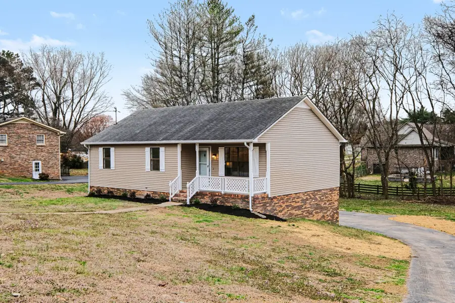 719 Lookout Dr, Columbia, TN 38401 - #2