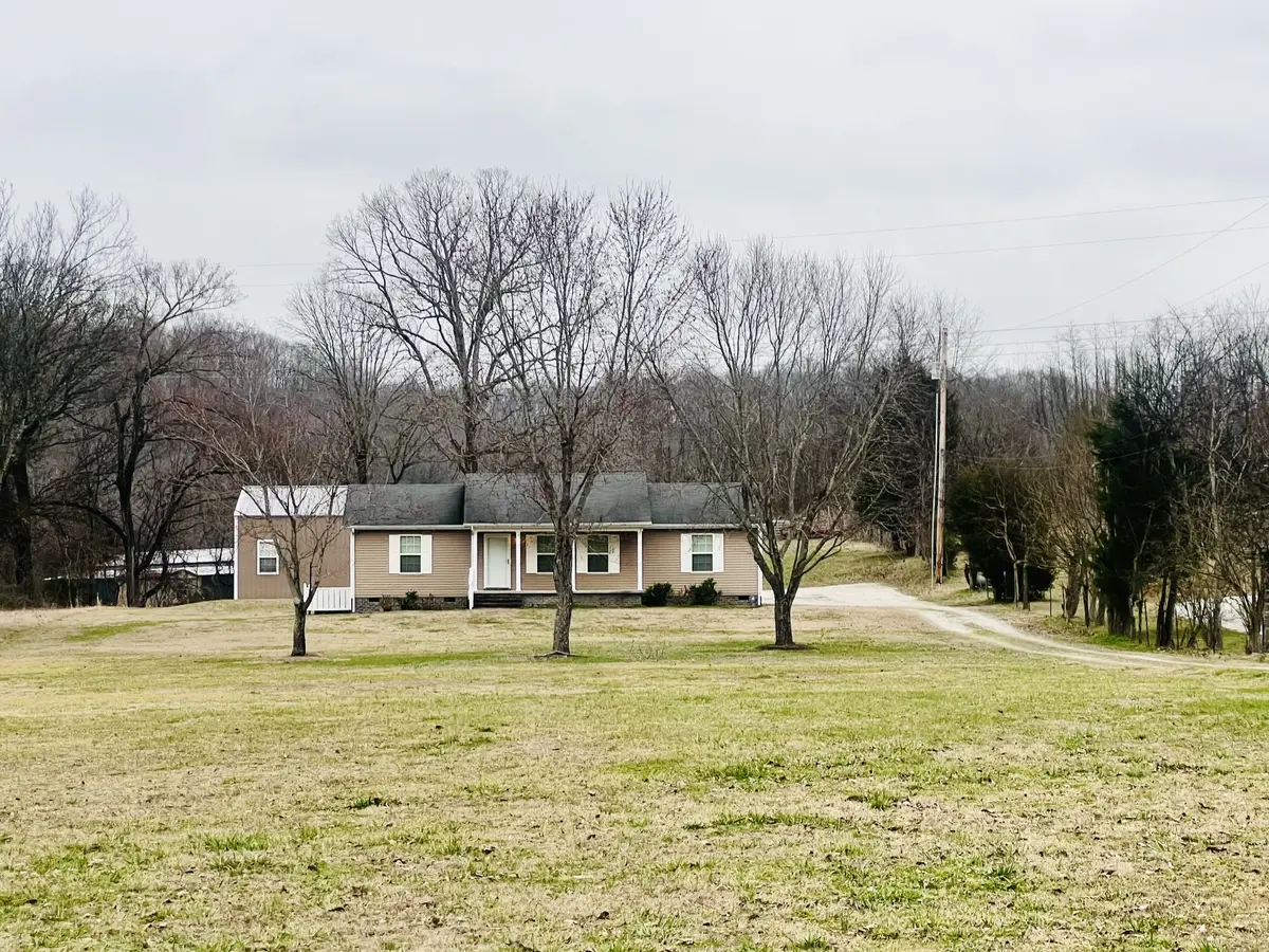 8659 Dog Branch Rd, Mount Pleasant, TN 38474 - #1
