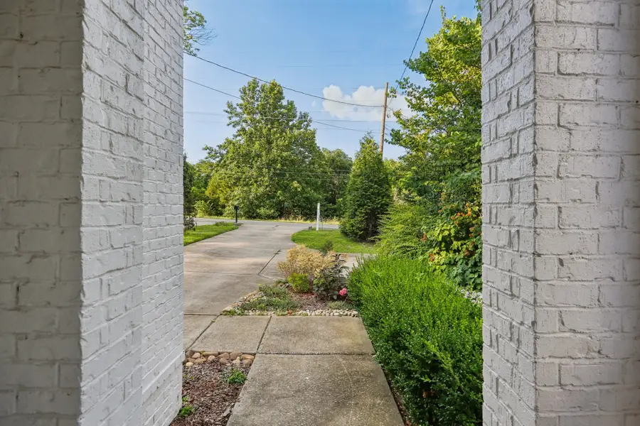 1605A Stokes Ln, Nashville, TN 37215 - #2