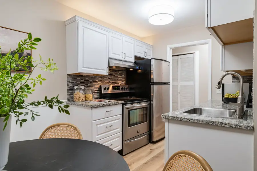 4425 Westlawn Dr #D102, Nashville, TN 37209 - #2