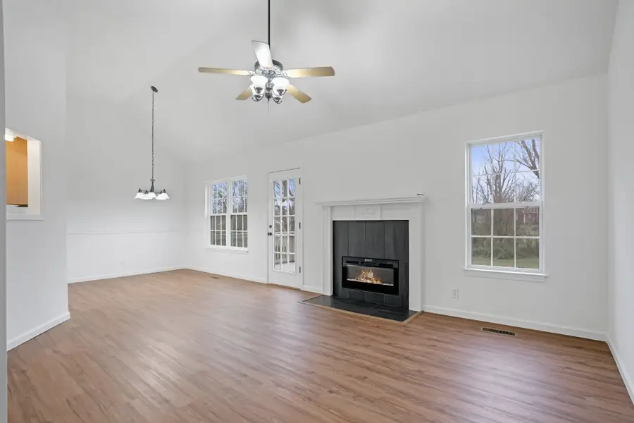 3813 Roscommon Way, Clarksville, TN 37040 - #3