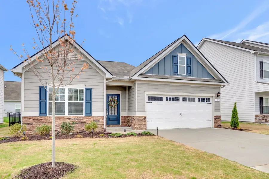 3703 Capstone Dr, Murfreesboro, TN 37128 - #3