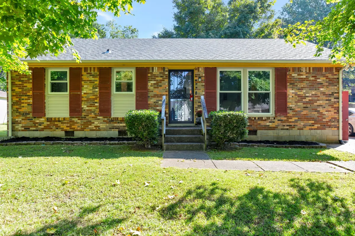 221 Paddock Rd, Clarksville, TN 37043 - #1