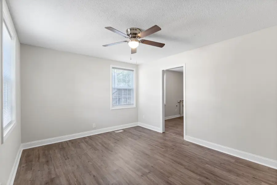 928 Woody Hills Dr, Clarksville, TN 37040 - #3