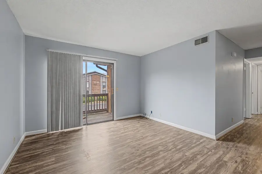 137 Brooke Castle Dr, Hermitage, TN 37076 - #3