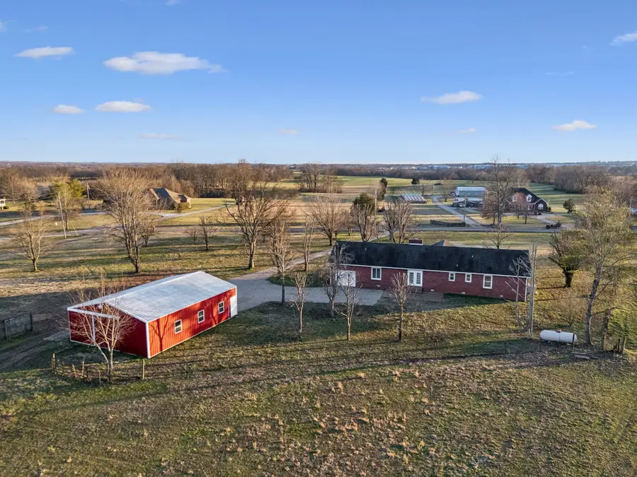 353 Branham Mill Rd, Gallatin, TN 37066 - #3