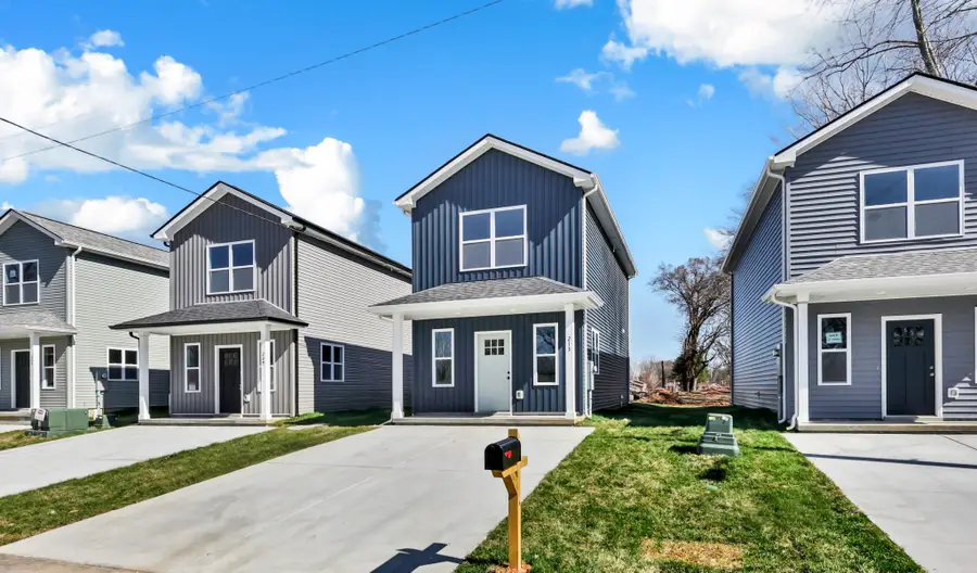 213 Robert St, Clarksville, TN 37040 - #2
