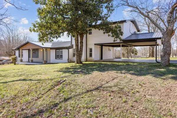 405 Fairfield Rd, Bethpage, TN 37022