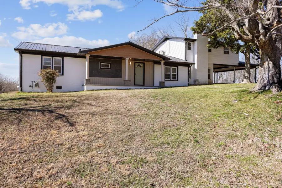 405 Fairfield Rd, Bethpage, TN 37022 - #2