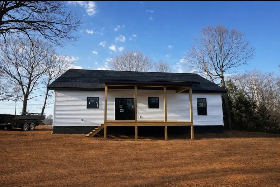 1239 N Main St N, Tennessee Ridge, TN 37178 - #2