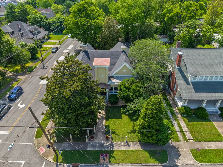 300 Main Ave N, Fayetteville, TN 37334 - #2