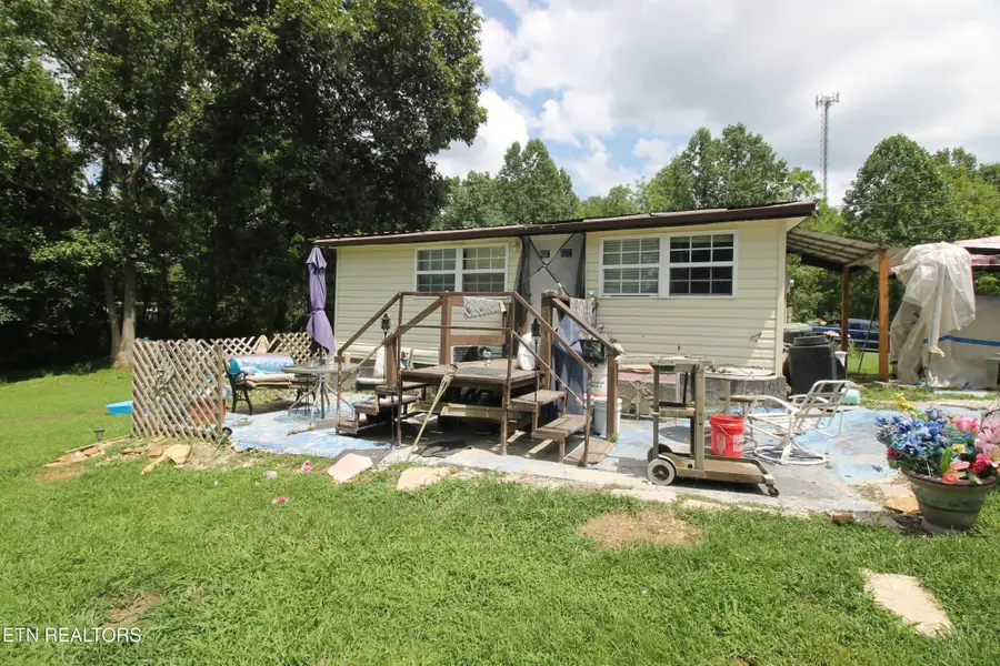 156 Lewis Landrum Rd, Lancing, TN 37770 - #3