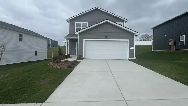 4010 Sadie St, Columbia, TN 38401 - #1