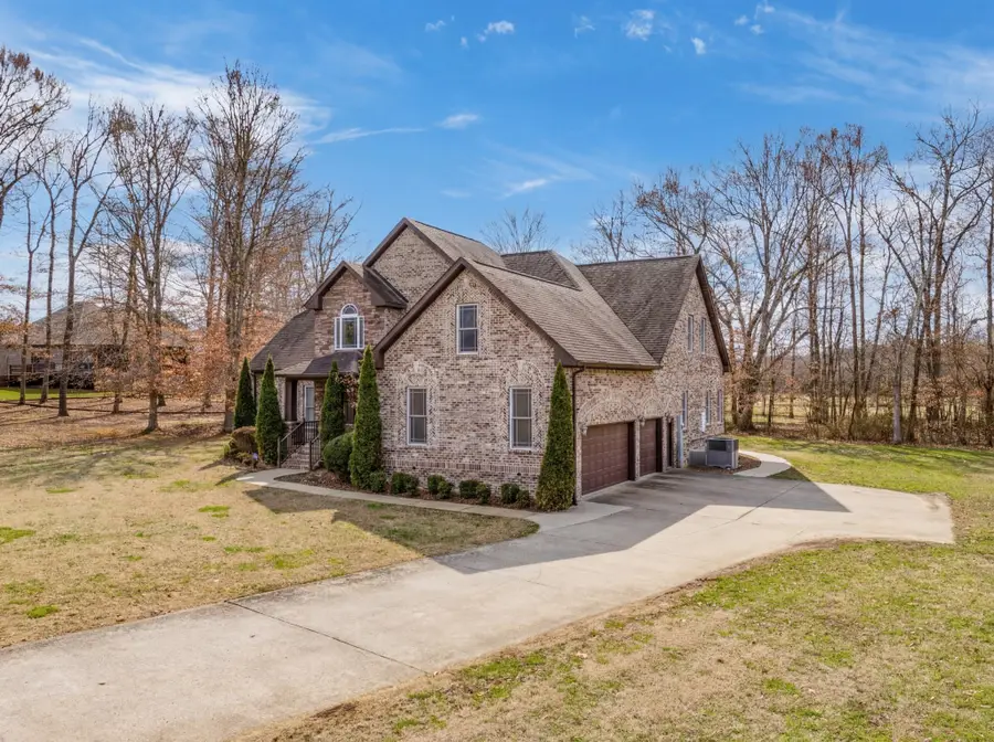 2 Knotting Hill Dr, Fayetteville, TN 37334 - #3