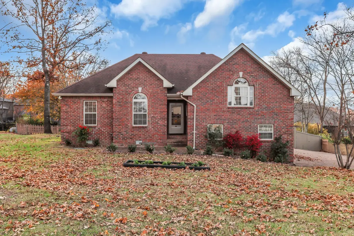 131 Lane Dr, Mount Juliet, TN 37122 - #1