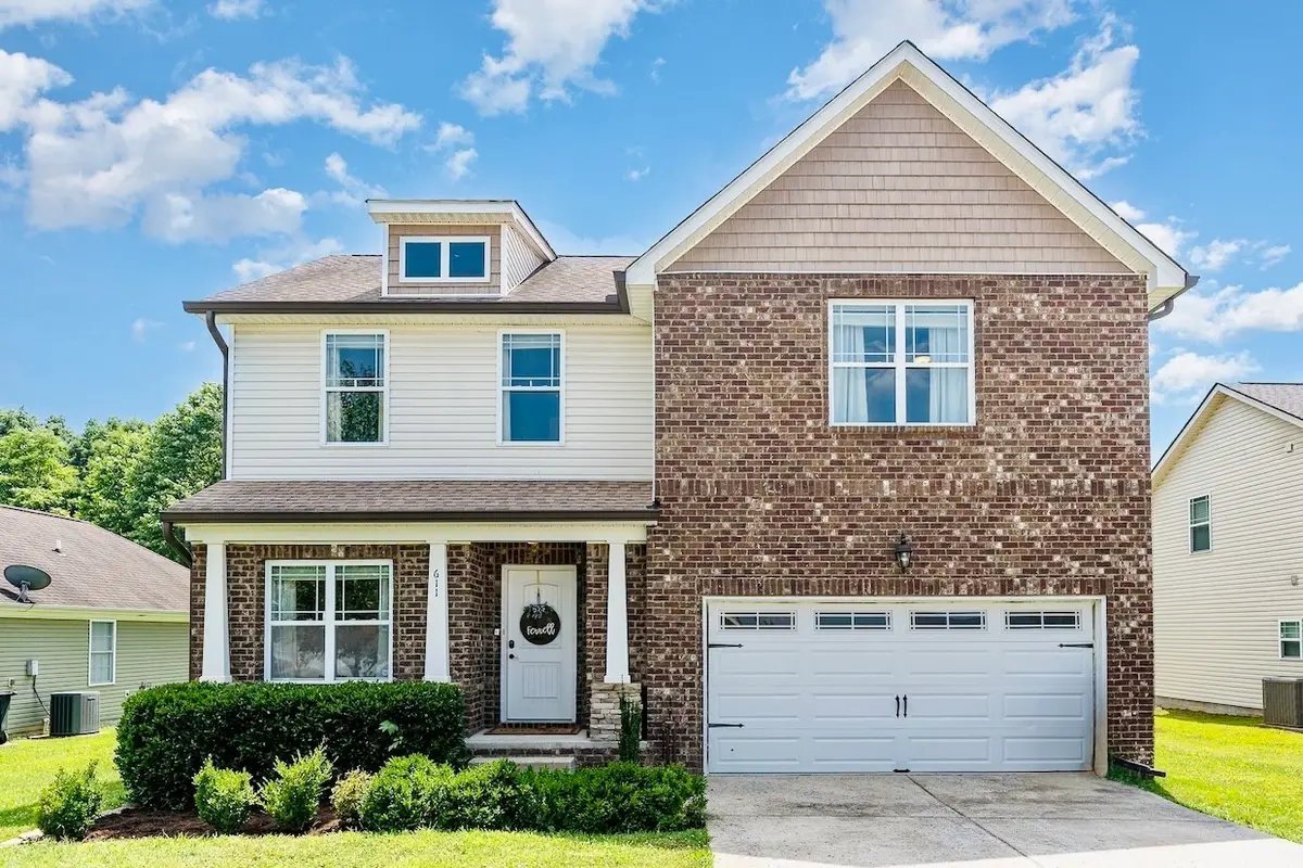 611 Whirlaway Dr, Burns, TN 37029 - #1