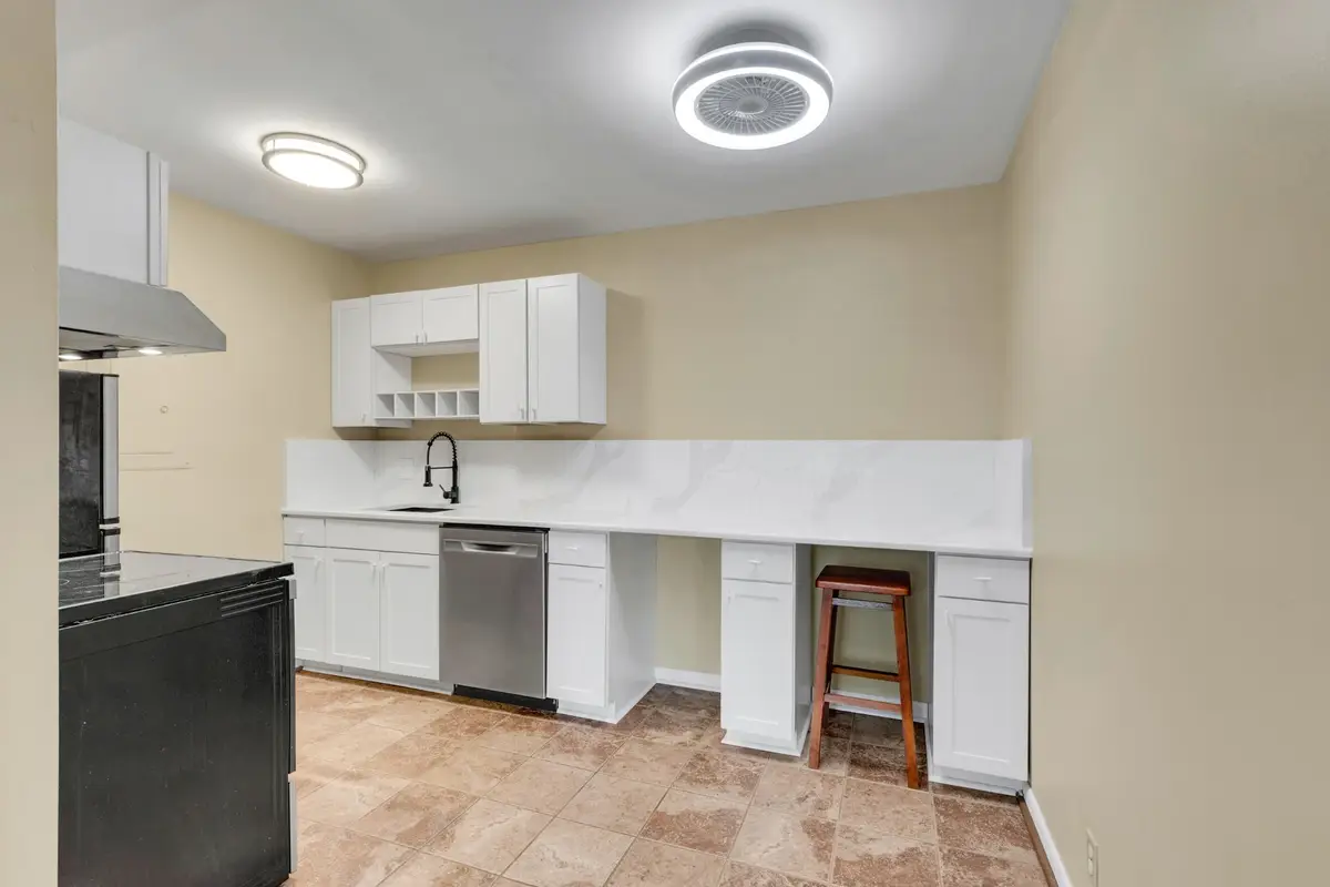 2601 Hillsboro Pike #E6, Nashville, TN 37212 - #1