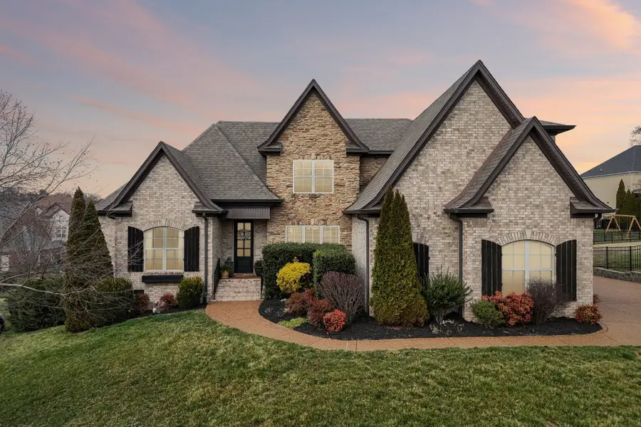 1546 Hunt Club Blvd, Gallatin, TN 37066 - #2