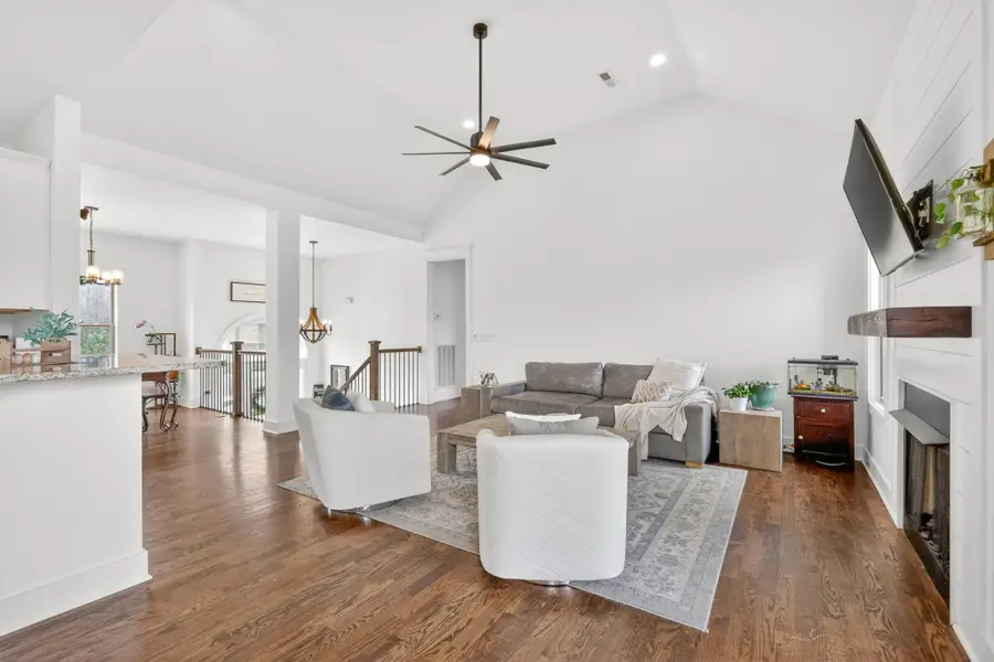 105 Brook Hollow Ct, Bon Aqua, TN 37025 - #3