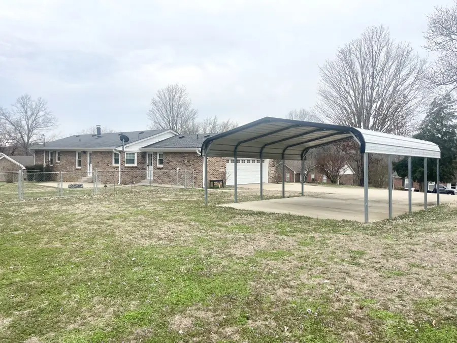 667 Midway St, Lewisburg, TN 37091 - #3