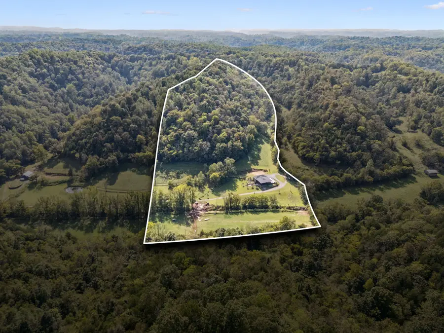 2658 Sycamore Valley Rd, Pleasant Shade, TN 37145 - #2