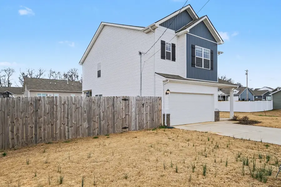 2304 Madeline Ct, Columbia, TN 38401 - #2