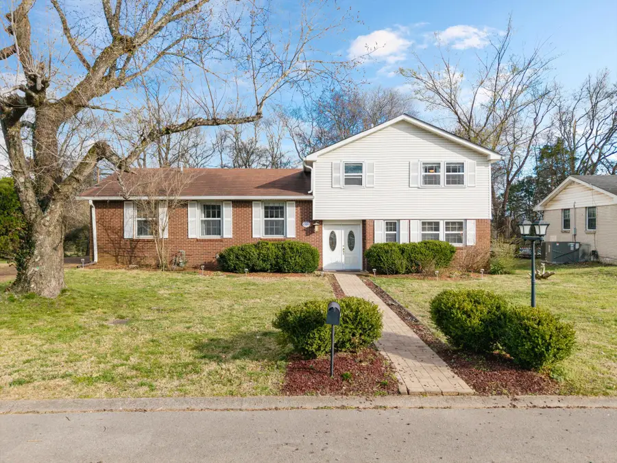 4816 Bowfield Dr, Antioch, TN 37013 - #2