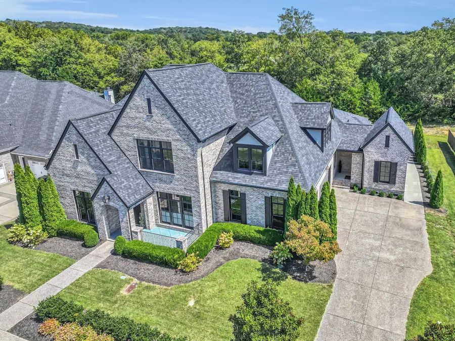 7045 Lanceleaf Dr, College Grove, TN 37046 - #2