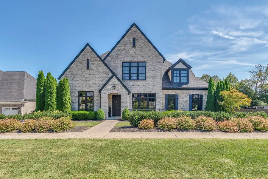 7045 Lanceleaf Dr, College Grove, TN 37046 - #3