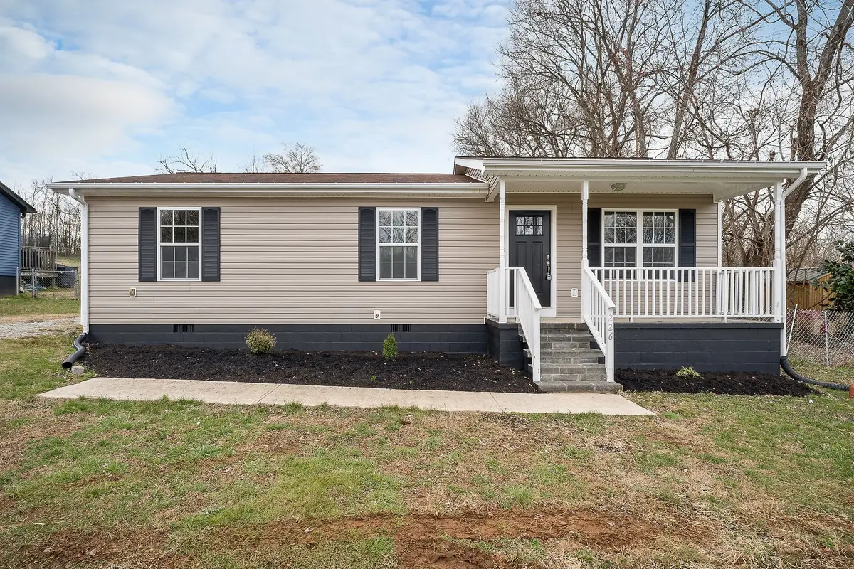 226 Smith St, McMinnville, TN 37110 - #1