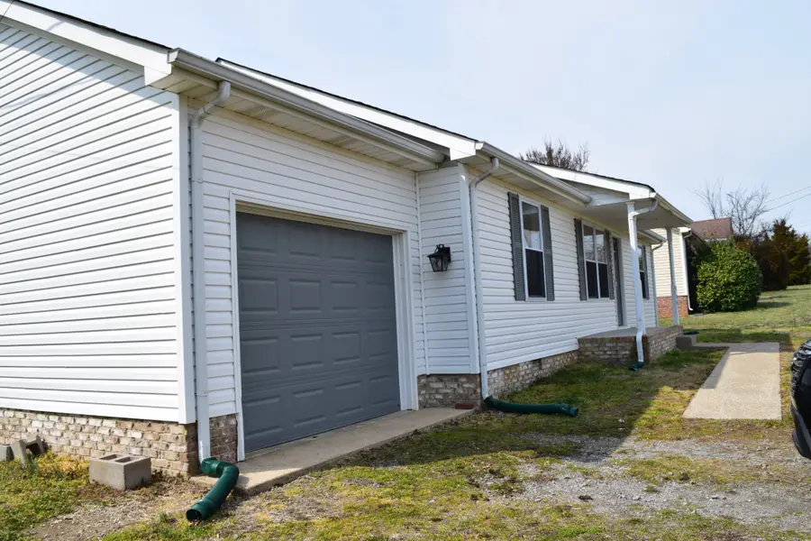 705 Polk Ave, Oak Grove, KY 42262 - #2