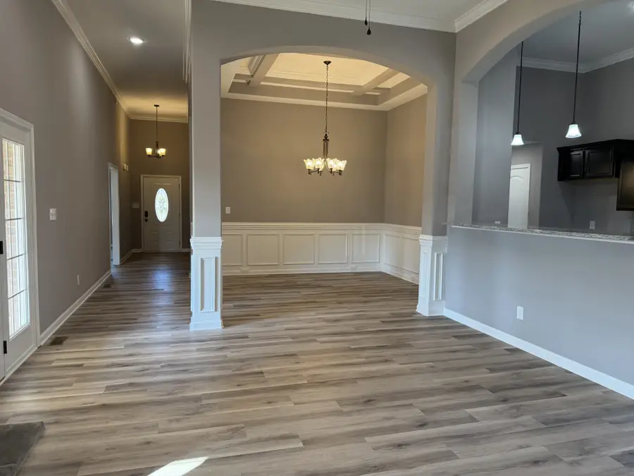 304 Bluebell Dr, Clarksville, TN 37043 - #2