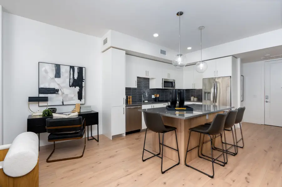 1212 Demonbreun St #AX (C), Nashville, TN 37203 - #2