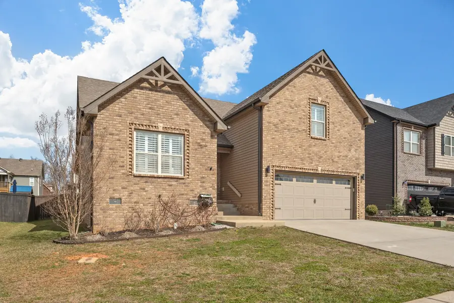 1047 Christian James Ct, Clarksville, TN 37043 - #3