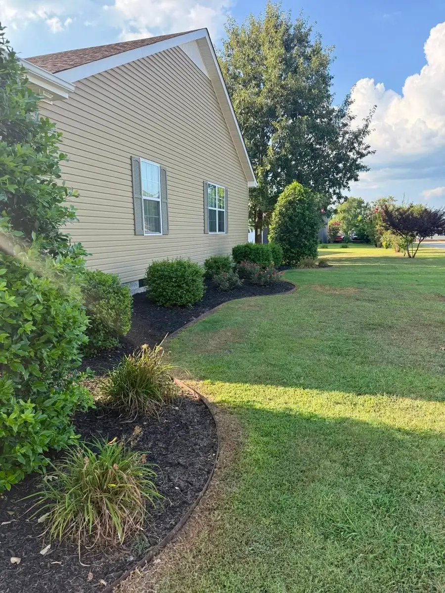 97 Weathers Ave, Elkton, KY 42220 - #2