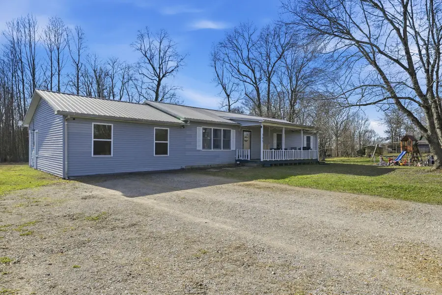 105 Farris Creek Bridge Rd, Belvidere, TN 37306 - #3