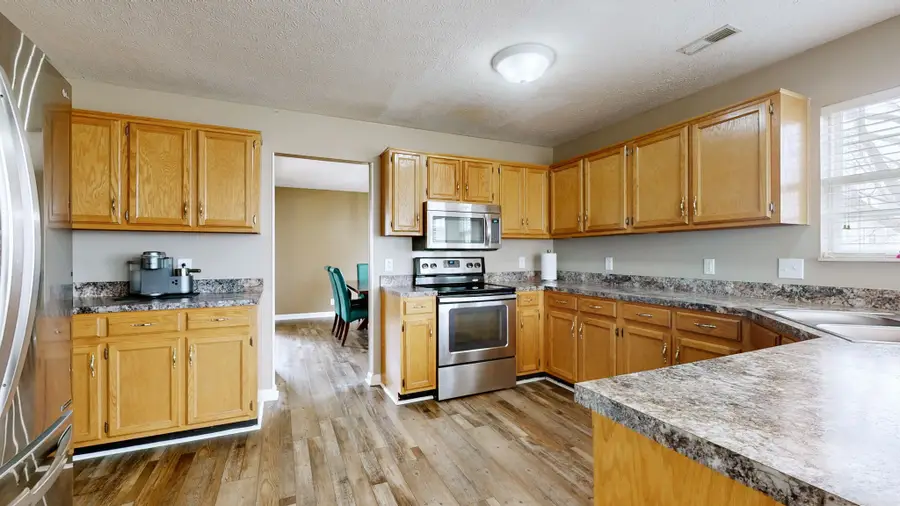 2403 Keeling Dr, Mount Juliet, TN 37122 - #3