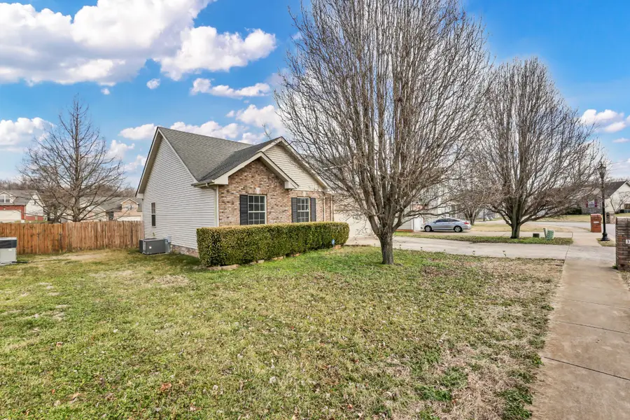 3260 Veranda Cir, Clarksville, TN 37042 - #2