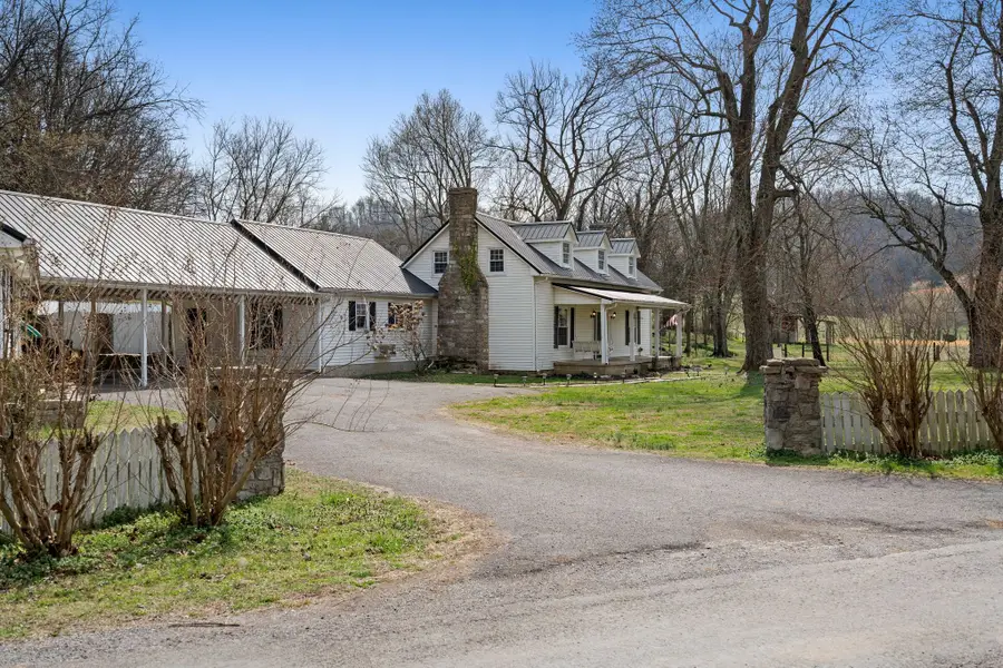 420 Beechwood Rd, Bell Buckle, TN 37020 - #2