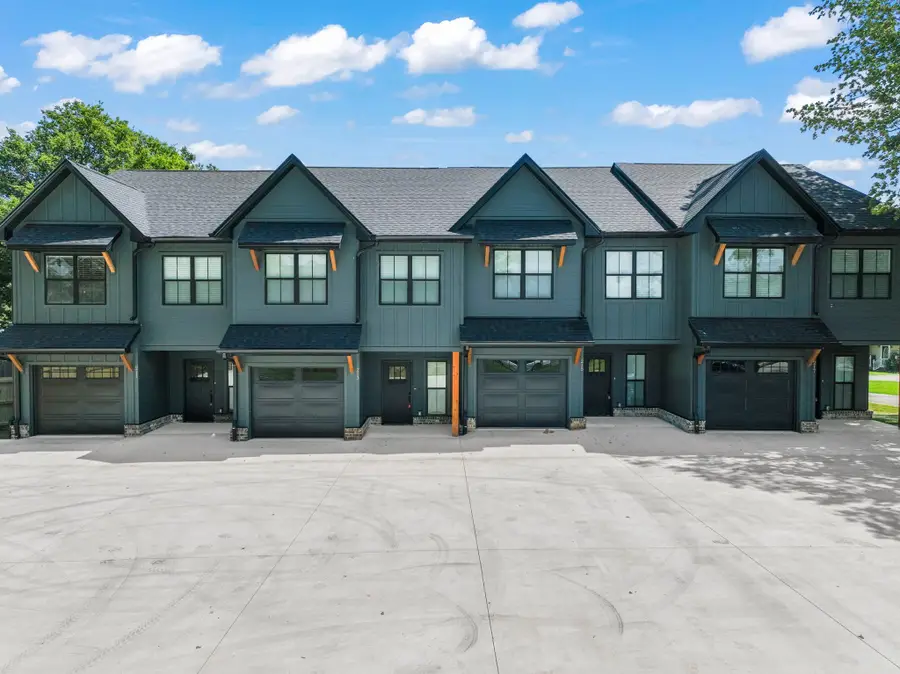 213 S Porter St, Winchester, TN 37398 - #2