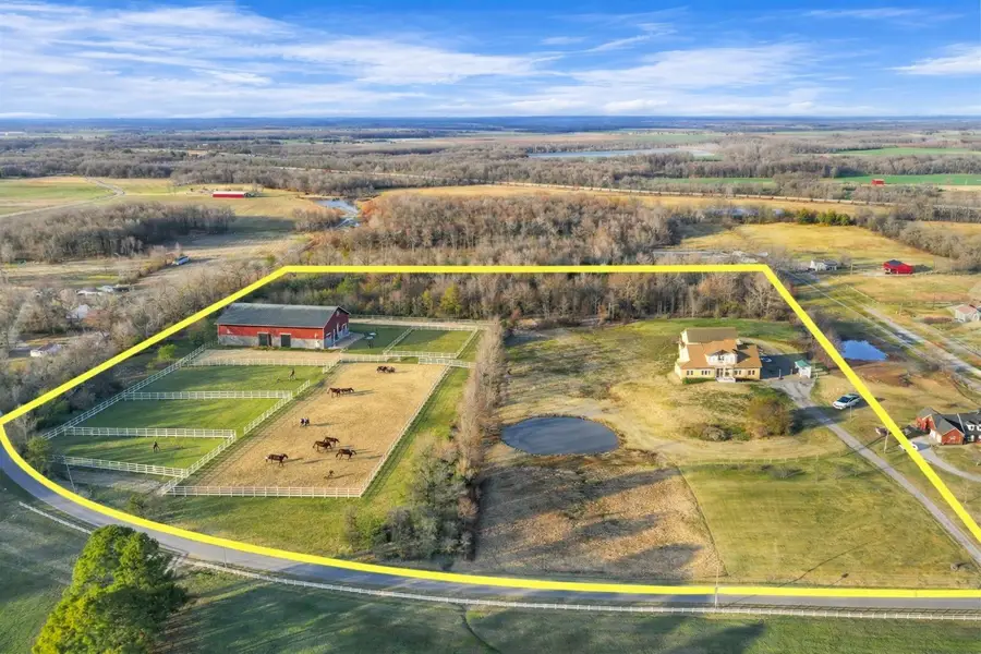 4591 Pineywoods Rd, Adams, TN 37010 - #3