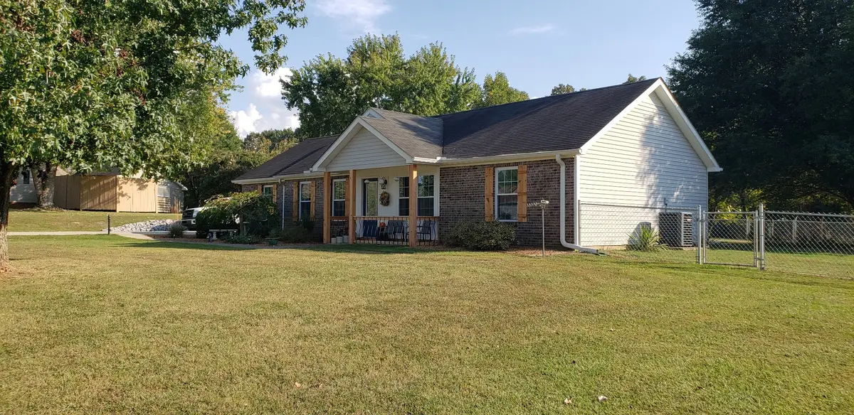 1014 Willowbank Dr, Ashland City, TN 37015 - #1