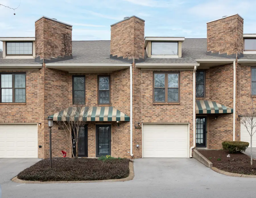 5905 Stone Brook Dr, Brentwood, TN 37027 - #2