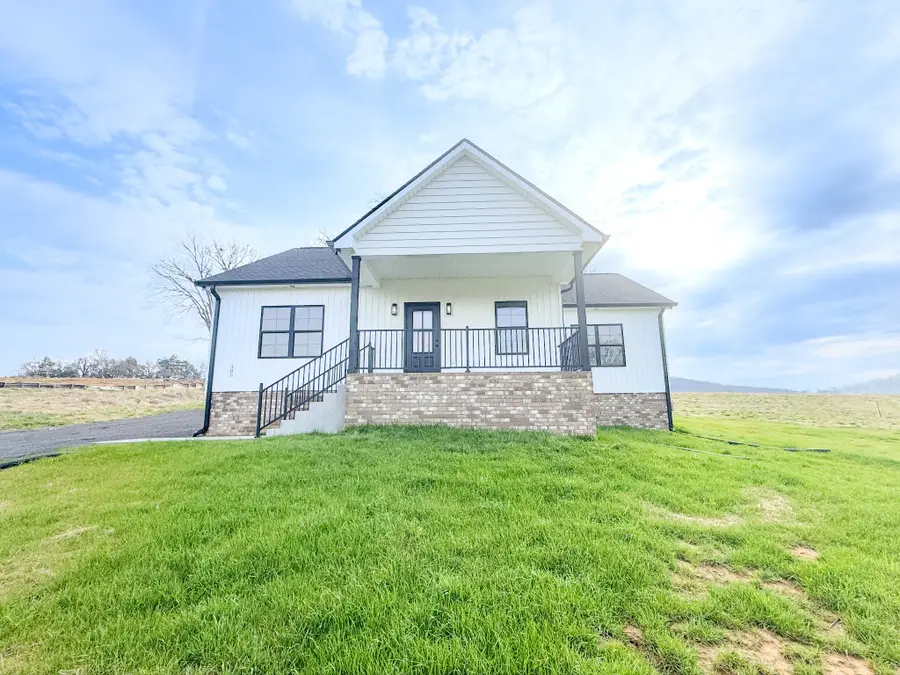305 Sam Beasley Rd, Hartsville, TN 37074 - #3