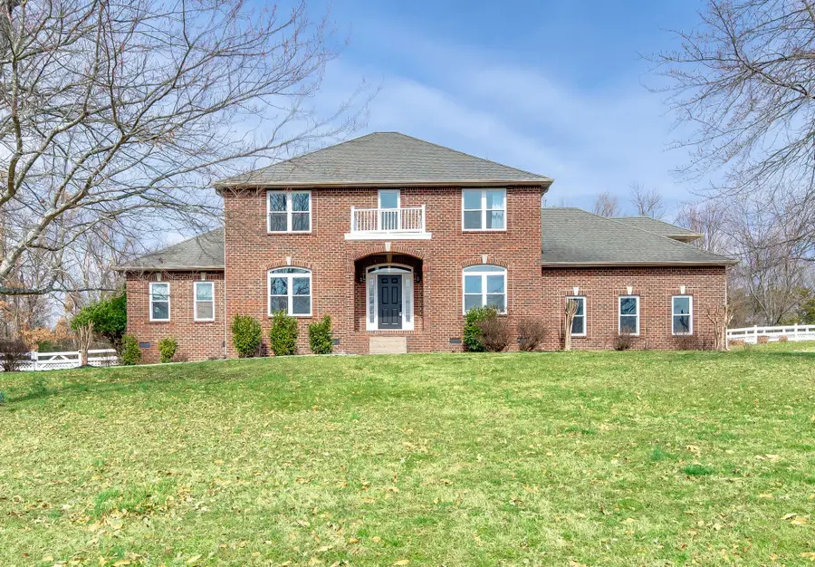 717 E Meadows Dr, Mount Juliet, TN 37122 - #2